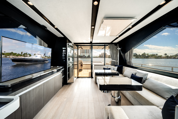 Azimut-S7 2022 -Pompano Beach-Florida-United States-5857242