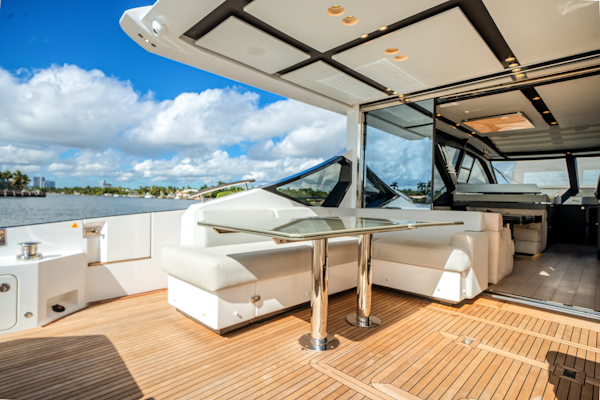 Azimut-S7 2022 -Pompano Beach-Florida-United States-5857256