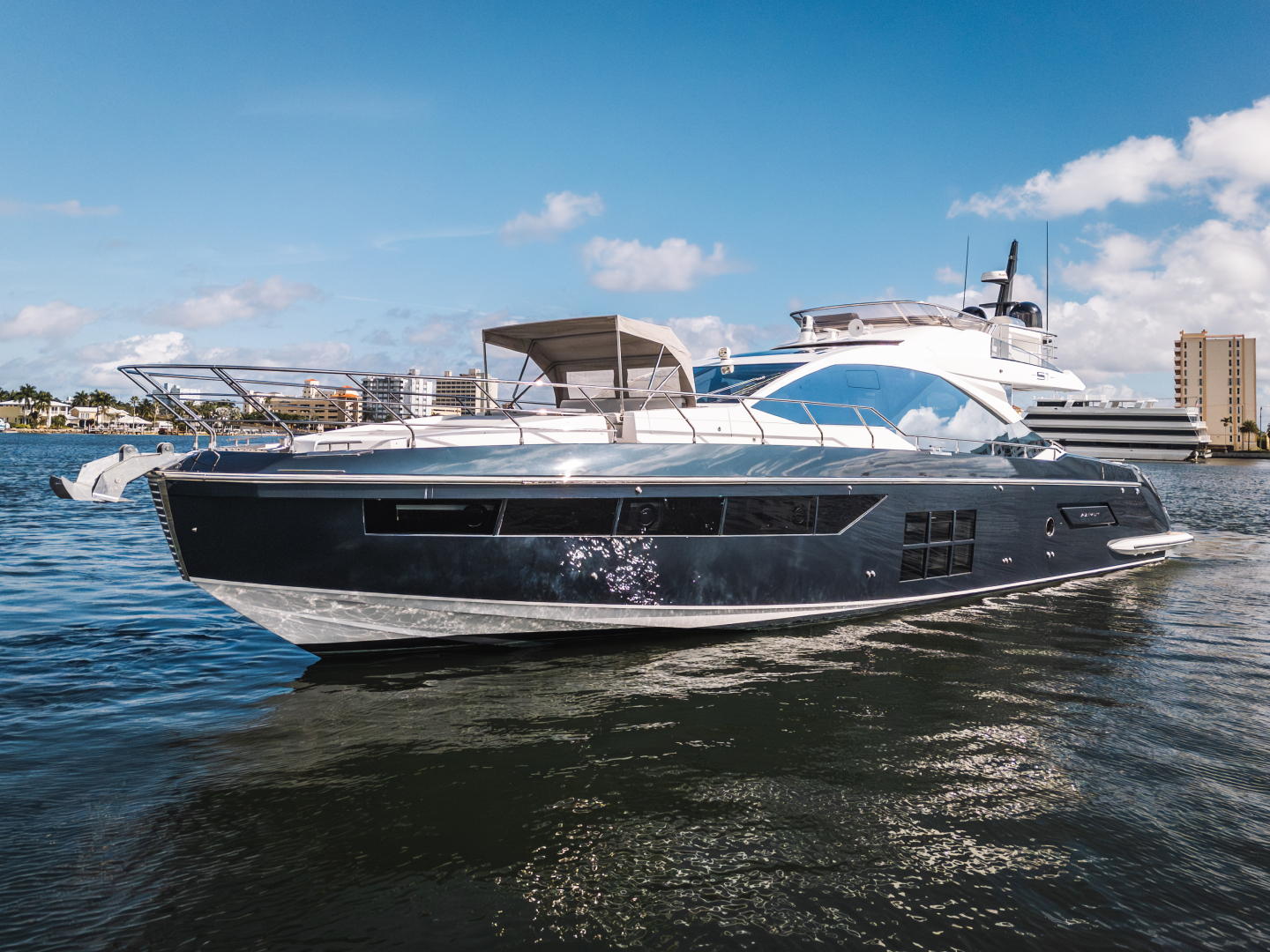 Azimut-S7 2022 -Pompano Beach-Florida-United States-5857199 | Thumbnail
