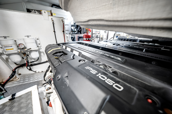 Azimut-S7 2022 -Pompano Beach-Florida-United States-5857276