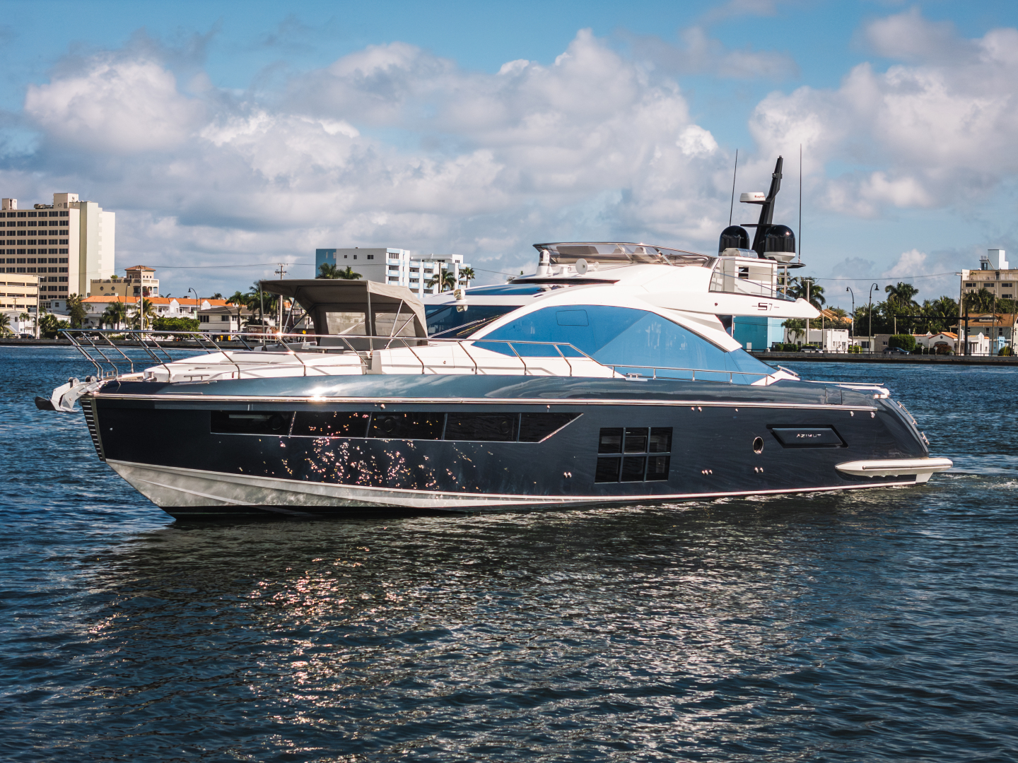 Azimut-S7 2022 -Pompano Beach-Florida-United States-5857202 | Thumbnail
