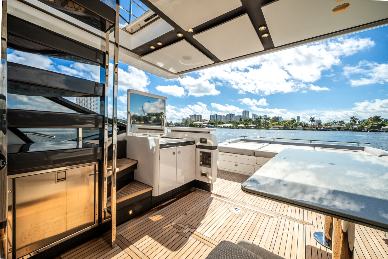 Azimut-S7 2022 -Pompano Beach-Florida-United States-5857253 | Thumbnail
