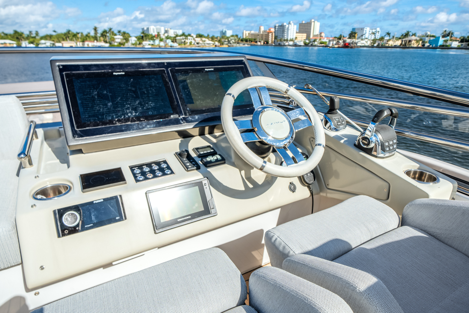 Azimut-S7 2022 -Pompano Beach-Florida-United States-5857262 | Thumbnail