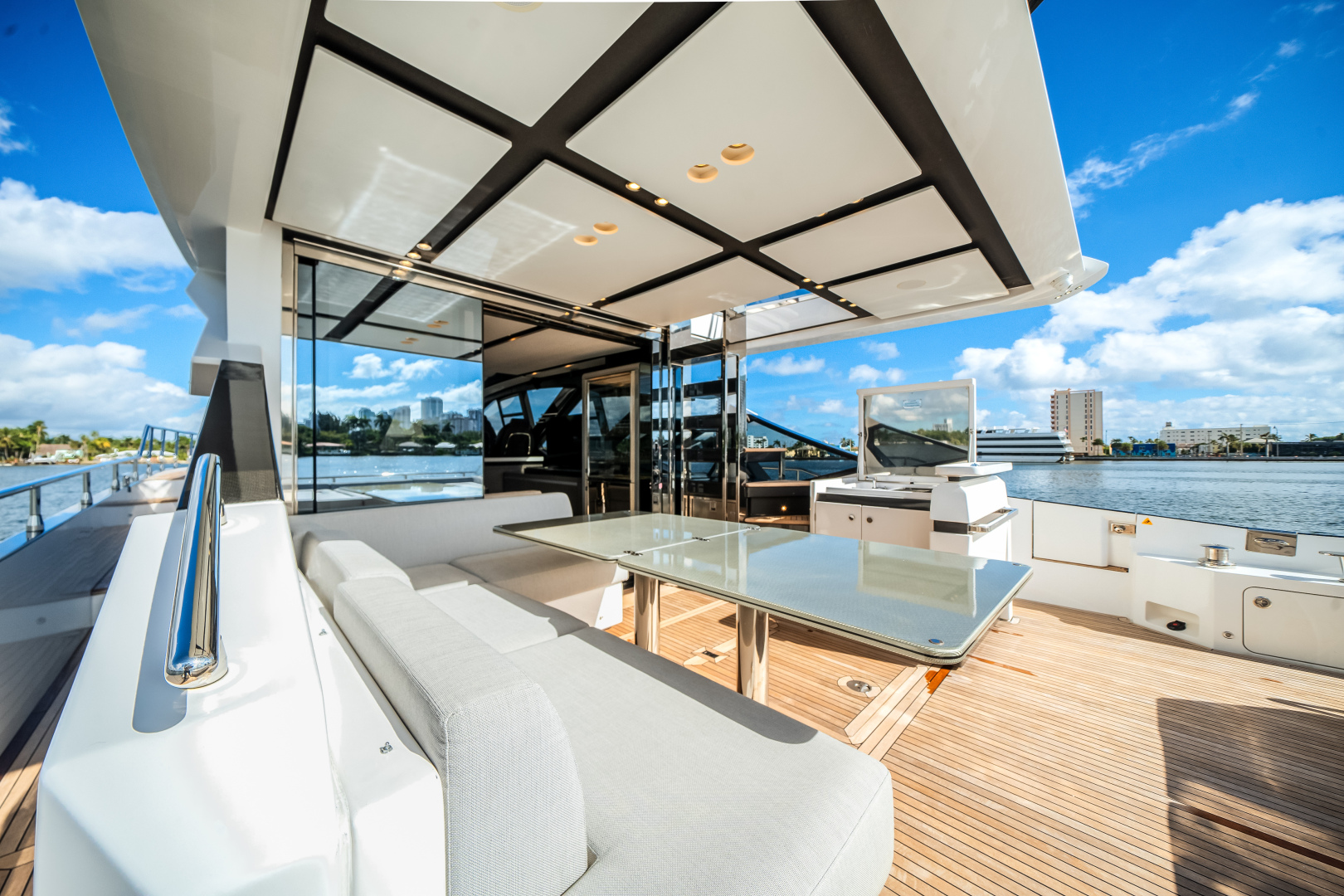 Azimut-S7 2022 -Pompano Beach-Florida-United States-5857255 | Thumbnail