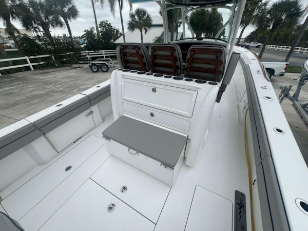 Valhalla Boatworks-V-33 2023-JUST ONE MORE Stuart-Florida-United States-Valhalla 33 JUST ONE MORE  Seating-5876386