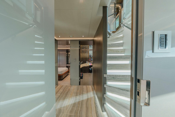 Westport-Raised Pilothouse 2018-SERENITY Port Washington-New York-United States-Lower Deck Companionway-5877578