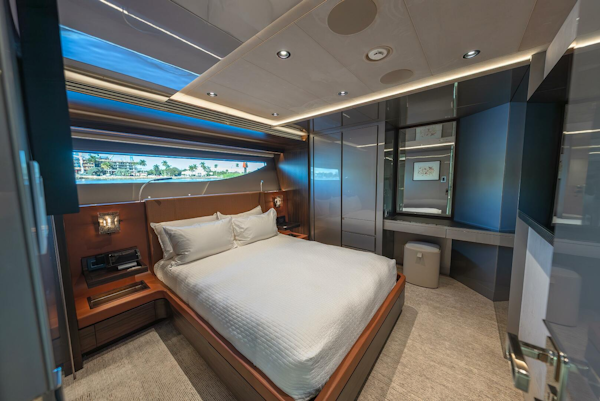 Westport-Raised Pilothouse 2018-SERENITY Port Washington-New York-United States-Guest Stateroom-5877582