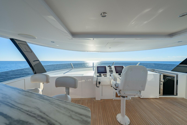 Westport-Raised Pilothouse 2018-SERENITY Port Washington-New York-United States-Flybridge-5877594