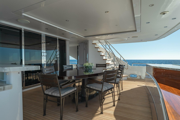 Westport-Raised Pilothouse 2018-SERENITY Port Washington-New York-United States-Aft Deck-5877607