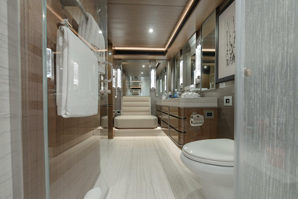 Westport-Raised Pilothouse 2018-SERENITY Port Washington-New York-United States-Owner Ensuite-5877575