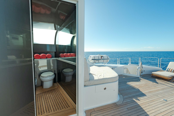 Westport-Raised Pilothouse 2018-SERENITY Port Washington-New York-United States-Upper Deck Day Head-5877598