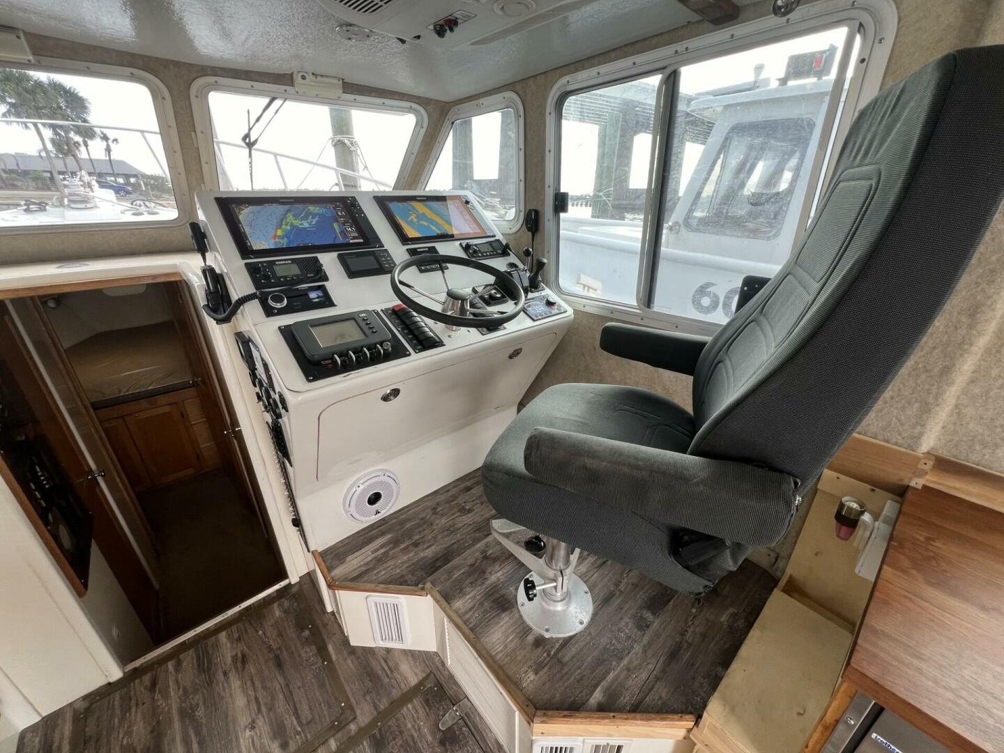 Provincial-42 Lobster Boat 2006 -Daytona Beach-Florida-United States-5863276 | Thumbnail