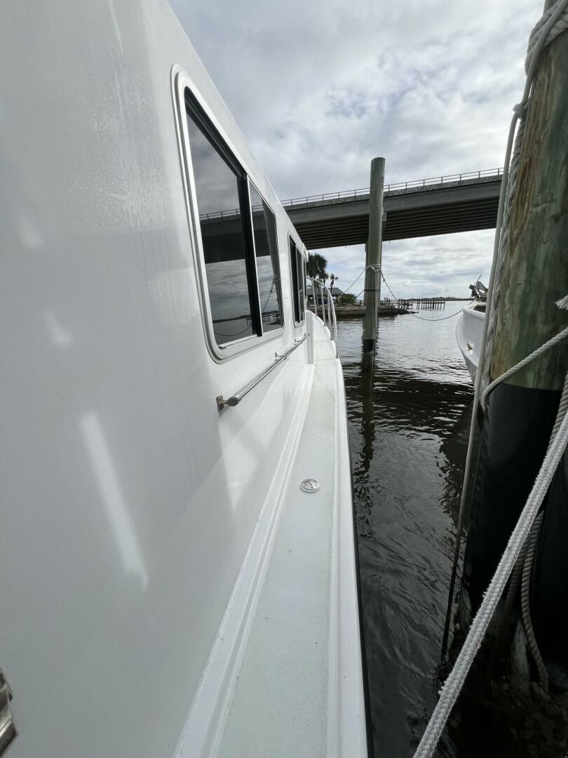 Provincial-42 Lobster Boat 2006 -Daytona Beach-Florida-United States-5863261 | Thumbnail