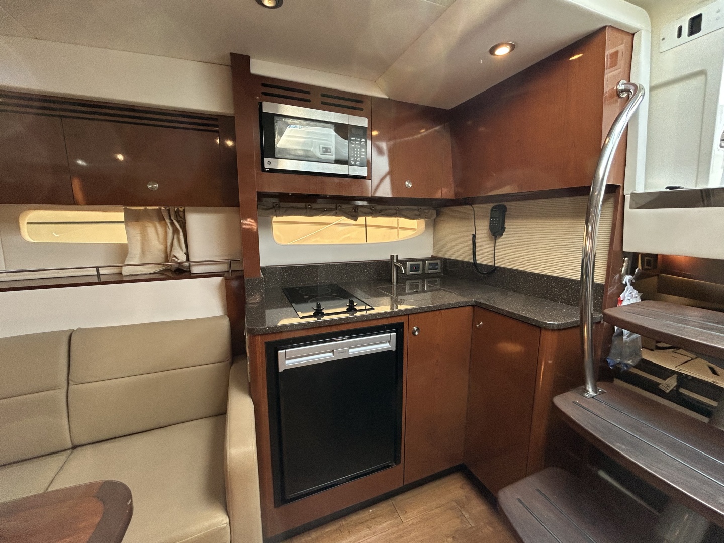 Sea Ray-350 Sundancer 2014 -Greenwich-Connecticut-United States-6034000 | Thumbnail
