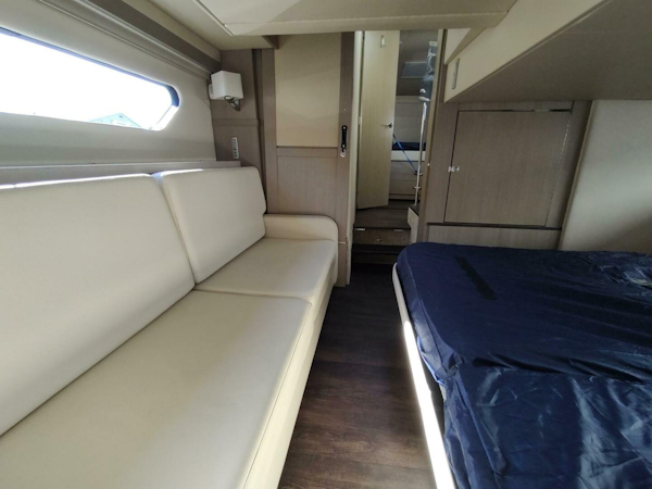 Regal-42 Fly 2021-ME Annapolis-Maryland-United States-5860287
