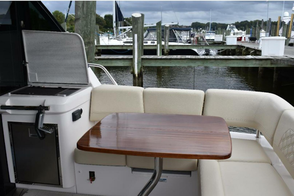 Regal-42 Fly 2021-ME Annapolis-Maryland-United States-5860254