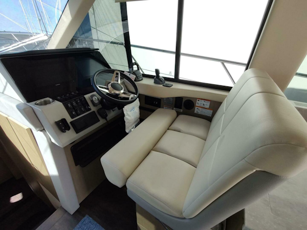 Regal-42 Fly 2021-ME Annapolis-Maryland-United States-5860258