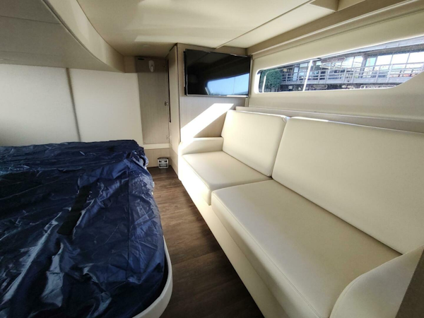 Regal-42 Fly 2021-ME Annapolis-Maryland-United States-5860285