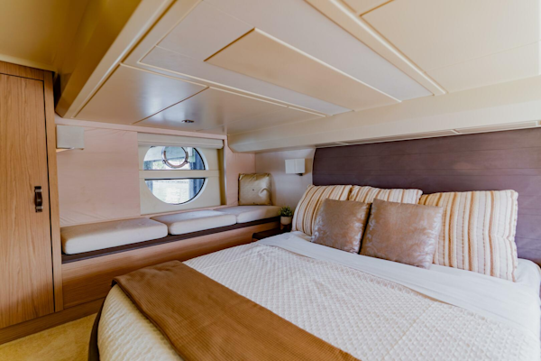 Monte Carlo-MC5 2015-Nauti Obsession  St Petersburg -Florida-United States-5861069