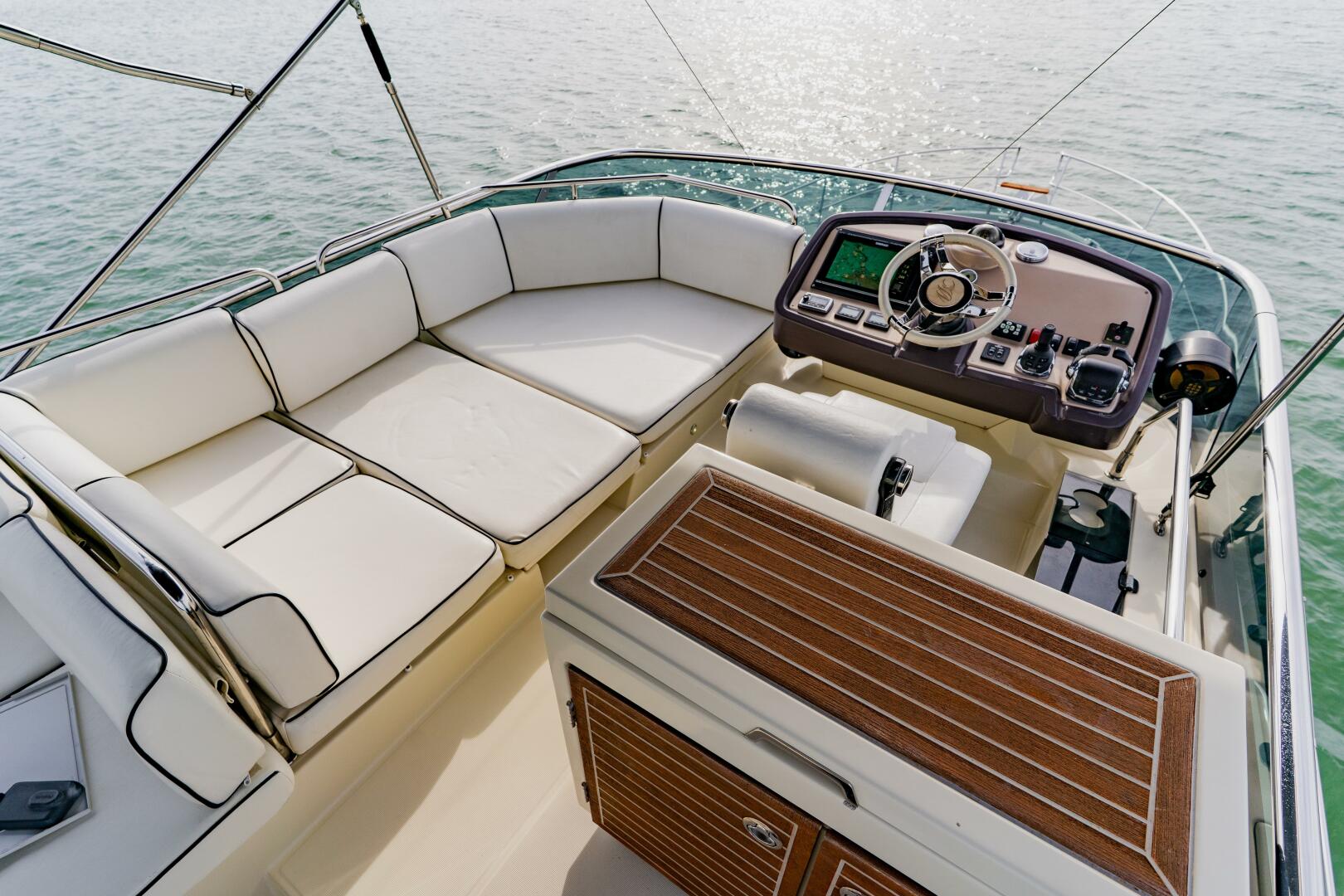 Monte Carlo-MC5 2015-Nauti Obsession  St Petersburg -Florida-United States-5861050 | Thumbnail