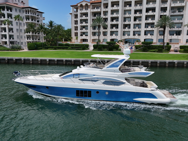 Azimut-64 FLY 2012 -Pompano Beach-Florida-United States-5862153