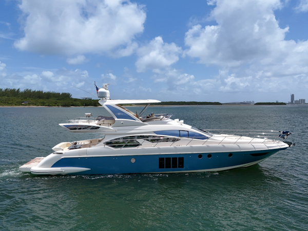 Azimut-64 FLY 2012 -Pompano Beach-Florida-United States-5862138