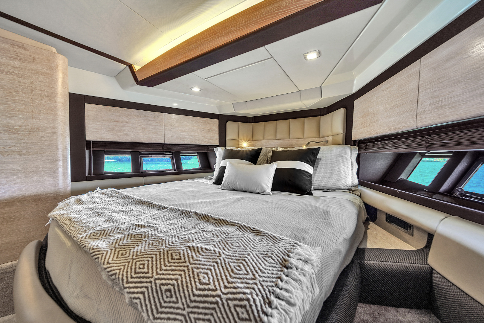 Azimut-64 FLY 2012 -Pompano Beach-Florida-United States-5862207 | Thumbnail
