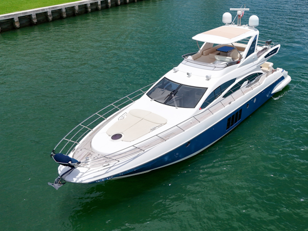 Azimut-64 FLY 2012 -Pompano Beach-Florida-United States-5862143