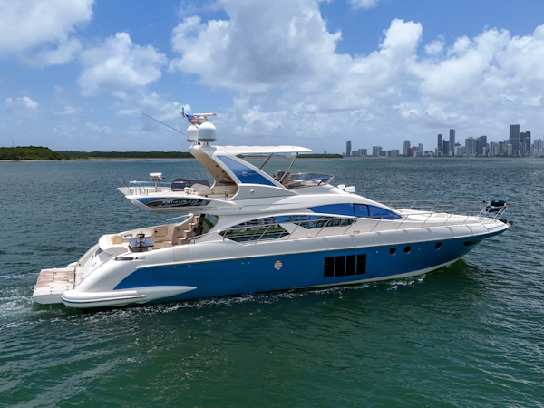 Azimut-64 FLY 2012 -Pompano Beach-Florida-United States-5862139