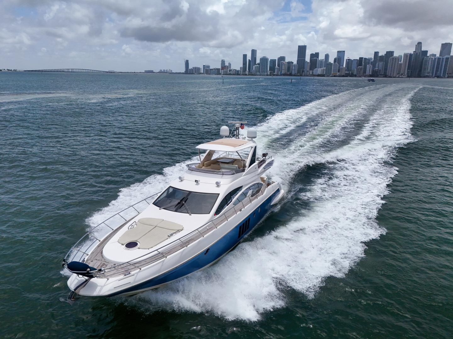 Azimut-64 FLY 2012 -Pompano Beach-Florida-United States-5862156 | Thumbnail
