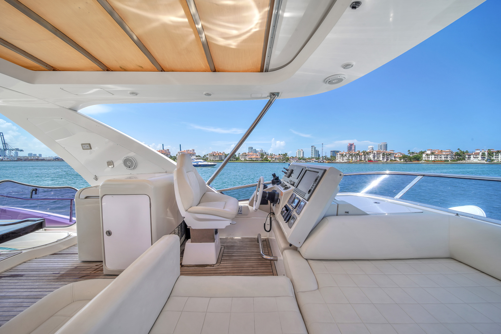 Azimut-64 FLY 2012 -Pompano Beach-Florida-United States-5862175 | Thumbnail