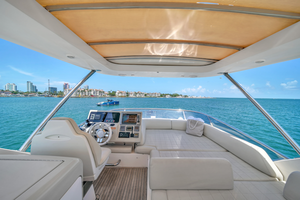 Azimut-64 FLY 2012 -Pompano Beach-Florida-United States-5862176