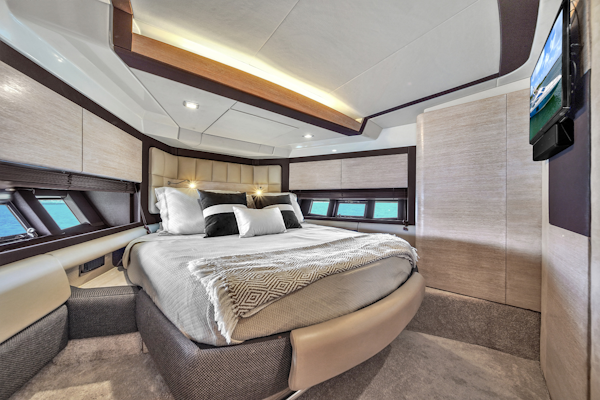 Azimut-64 FLY 2012 -Pompano Beach-Florida-United States-5862206