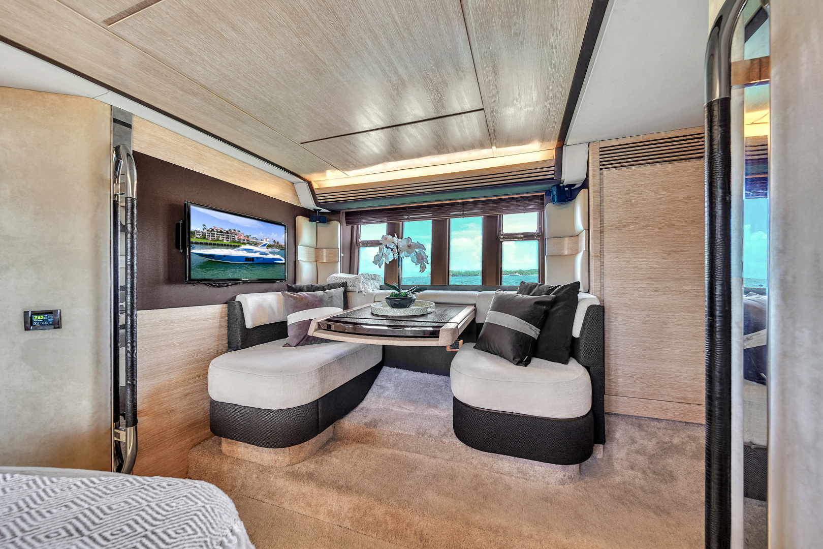 Azimut-64 FLY 2012 -Pompano Beach-Florida-United States-5862216 | Thumbnail