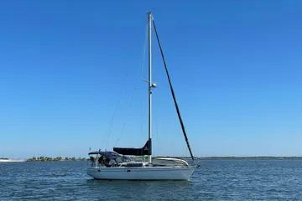 Catalina-36 Mkll 2000-Beach Music Titusville-Florida-United States-5871059