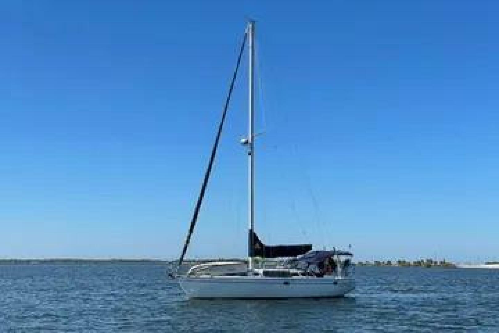 Catalina-36 Mkll 2000-Beach Music Titusville-Florida-United States-5871102 | Thumbnail