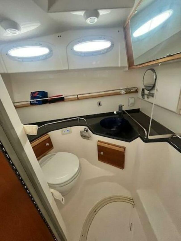 Cutwater-32 CB 2021-Yachtpuppy Annapolis-Maryland-United States-5862420