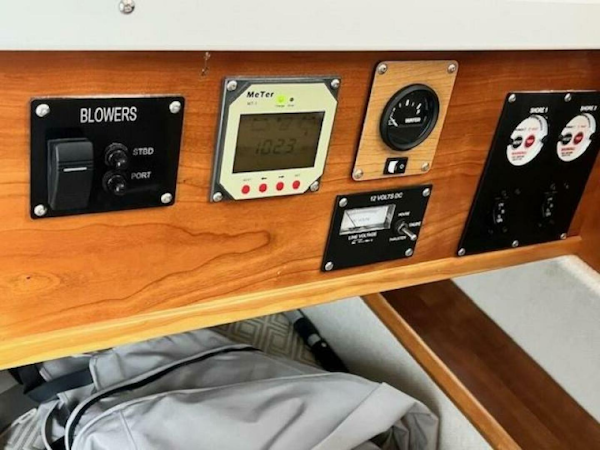 Cutwater-32 CB 2021-Yachtpuppy Annapolis-Maryland-United States-5862423