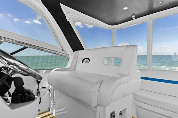Intrepid-475 Sport Yacht 2019-Damn Lucky St Petersburg-Florida-United States-2019 47 Intrepid Sport Yacht  Damn Lucky-5863014