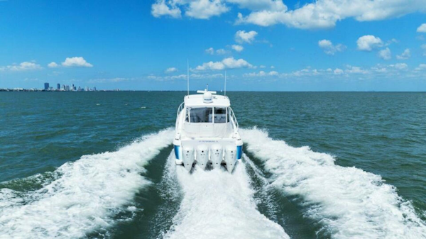 Intrepid-475 Sport Yacht 2019-Damn Lucky St Petersburg-Florida-United States-2019 47 Intrepid Sport Yacht  Damn Lucky-5863043