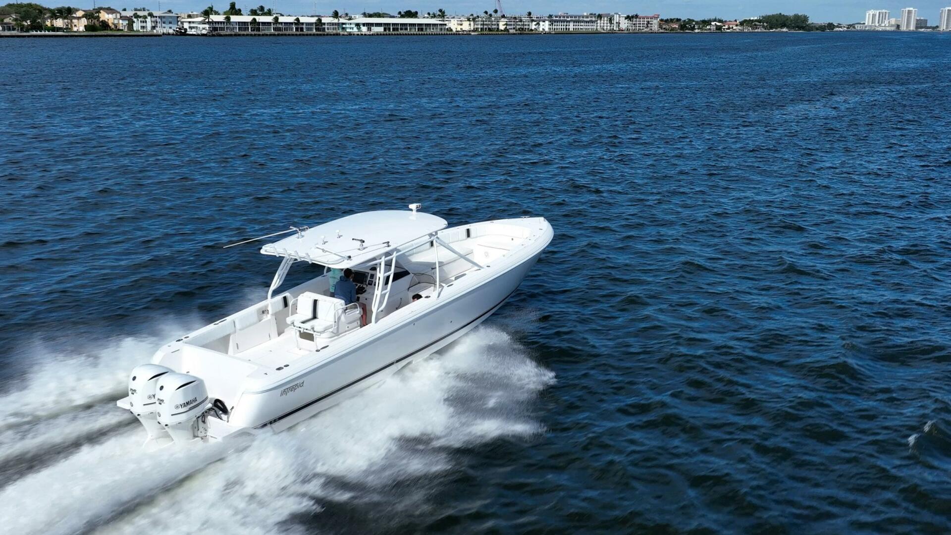 Intrepid-400 Open 2011 -Palm Beach-Florida-United States-5863167 | Thumbnail