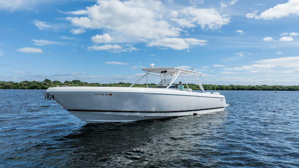 Intrepid-400 Open 2011 -Palm Beach-Florida-United States-5863158