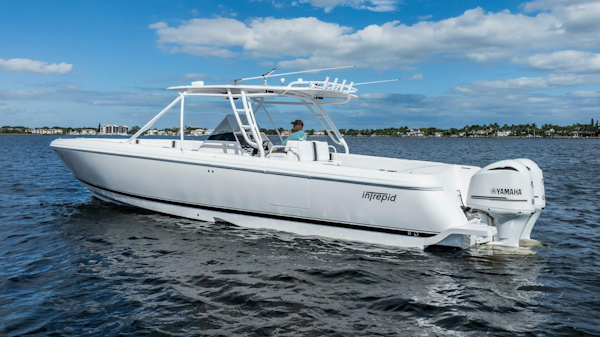 Intrepid-400 Open 2011 -Palm Beach-Florida-United States-5863159