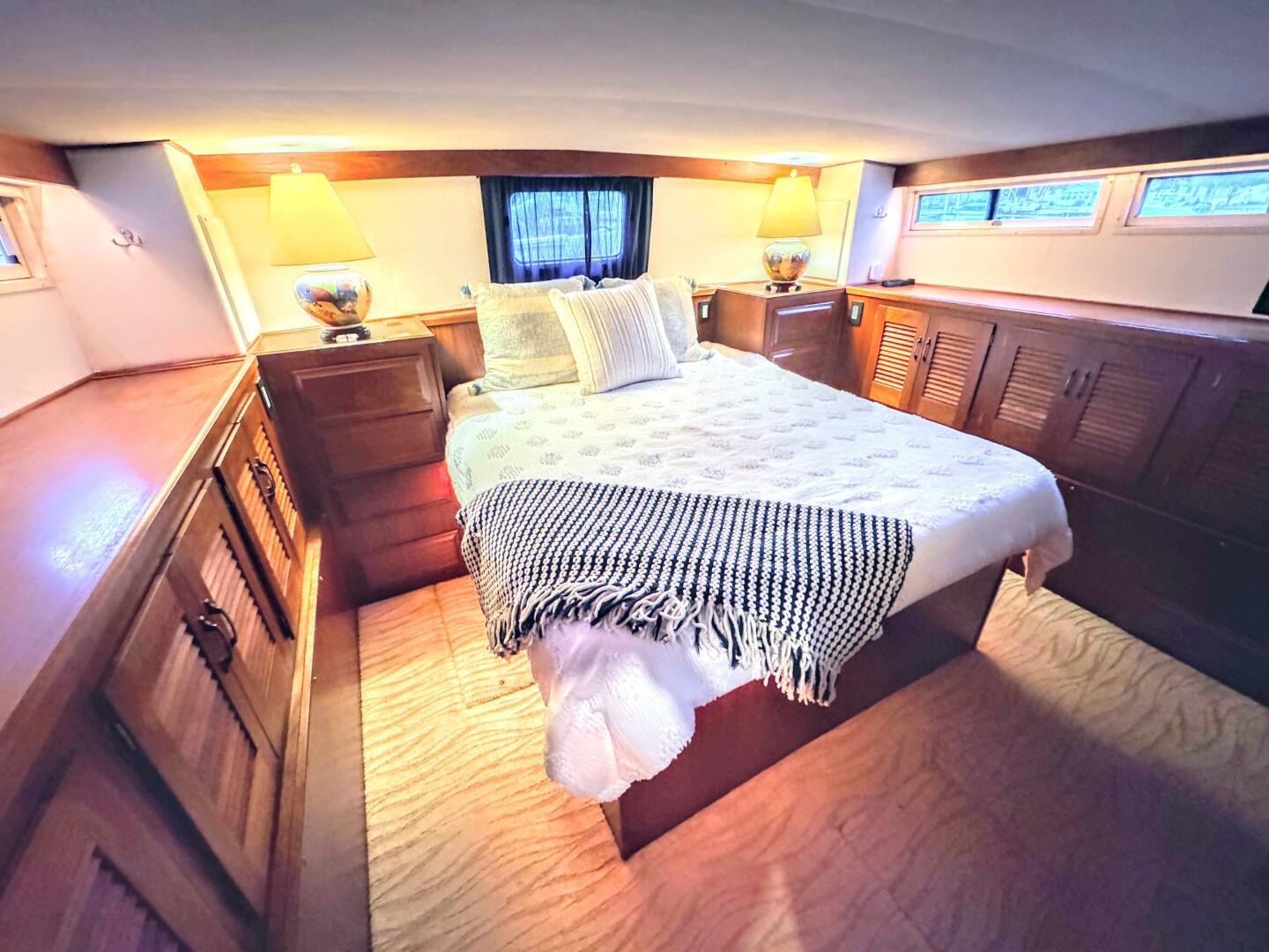 Viking-48 Motor Yacht 1987-Sunshine State Marinette-Wisconsin-United States-5865077 | Thumbnail