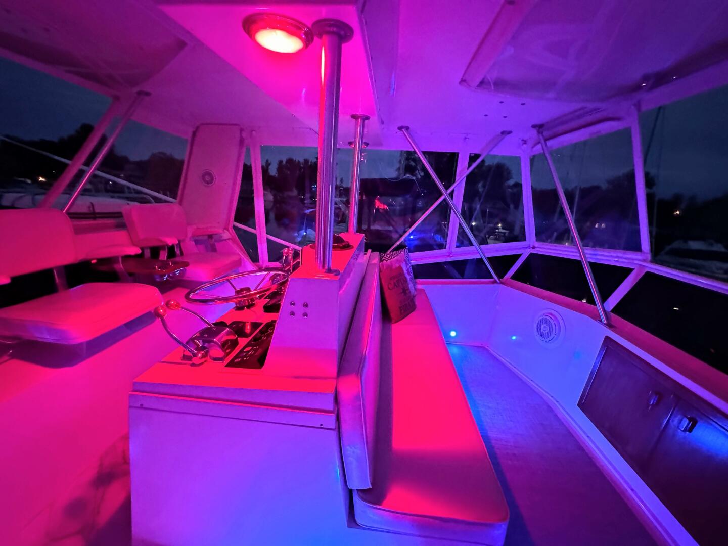 Viking-48 Motor Yacht 1987-Sunshine State Marinette-Wisconsin-United States-5865013 | Thumbnail