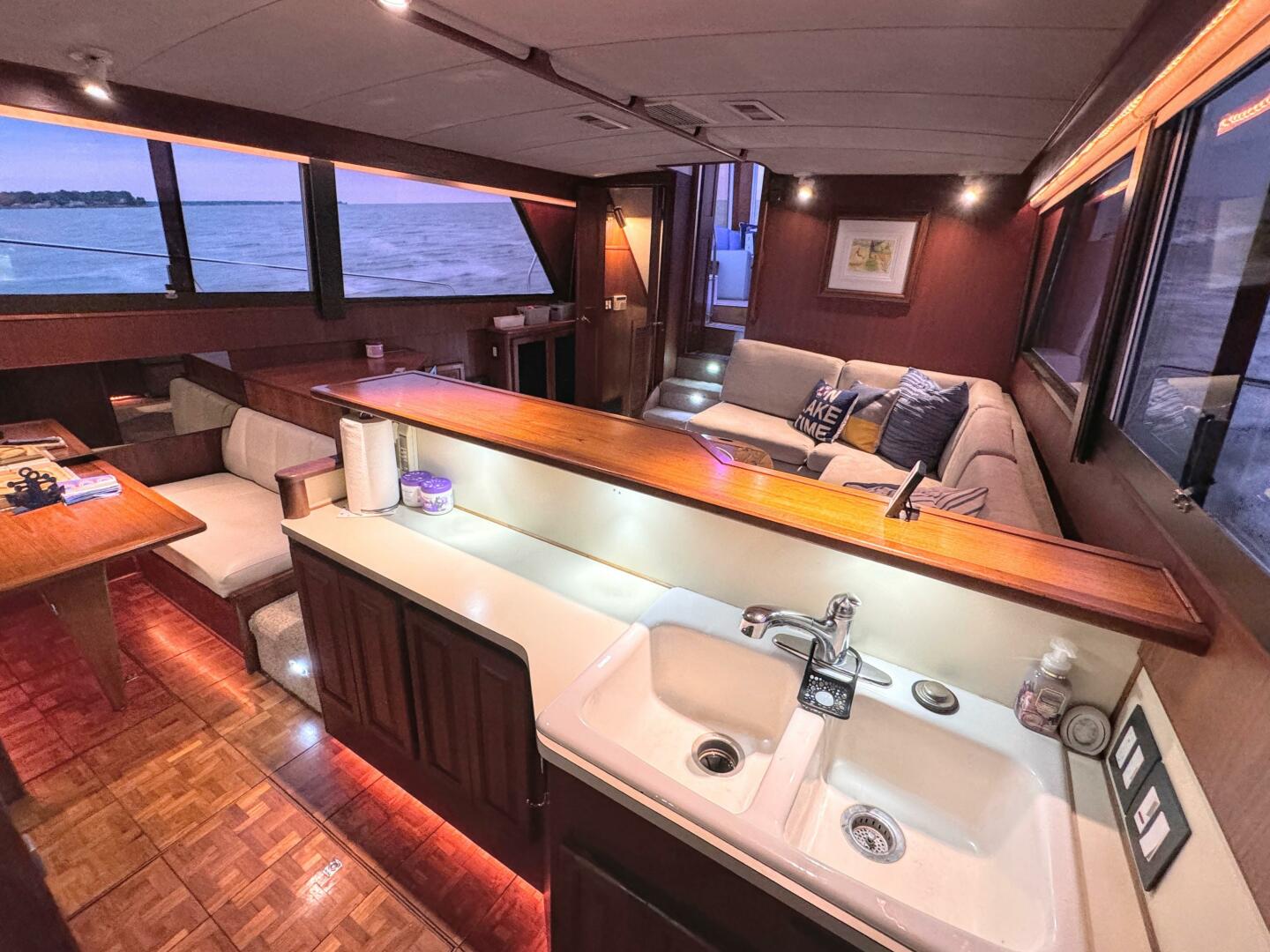 Viking-48 Motor Yacht 1987-Sunshine State Marinette-Wisconsin-United States-5865026 | Thumbnail
