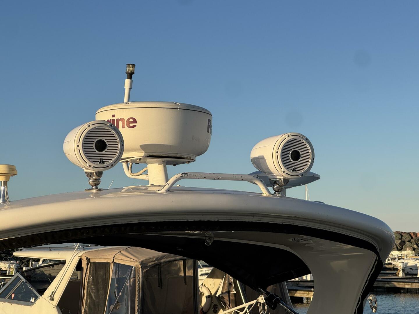 Sea Ray-330 Sundancer 2011-Pura Vida Chicago-Illinois-United States-5871831 | Thumbnail