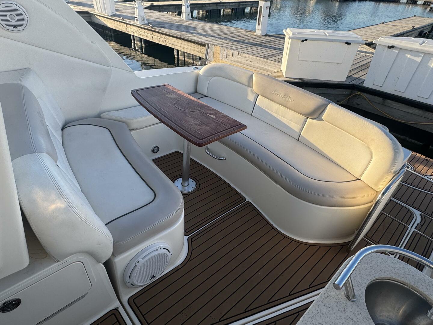 Sea Ray-330 Sundancer 2011-Pura Vida Chicago-Illinois-United States-5871845 | Thumbnail