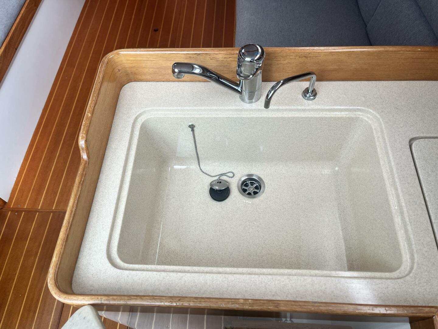 J Boats-J/32 1998-Patriot New Orleans-Louisiana-United States-1998 J/32  Sink-5872996 | Thumbnail