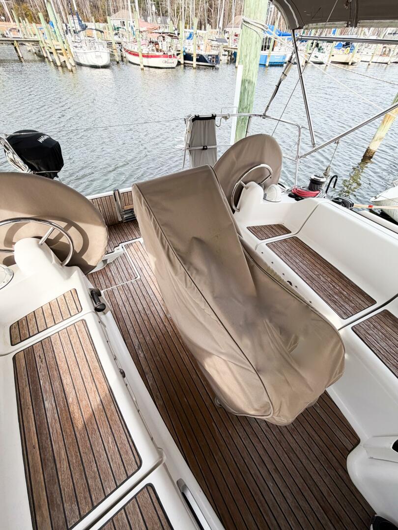 Jeanneau-Sun Odyssey 409 2013-TAKE FIVE Oriental-North Carolina-United States-5870399 | Thumbnail
